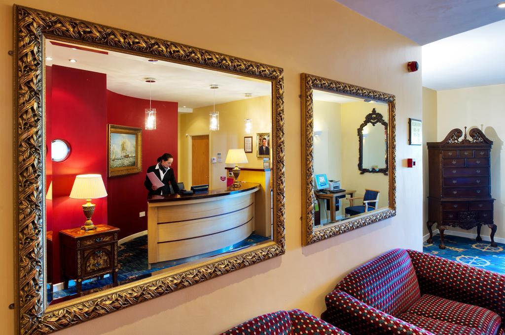 Logues Liscannor Hotel ภายนอก รูปภาพ